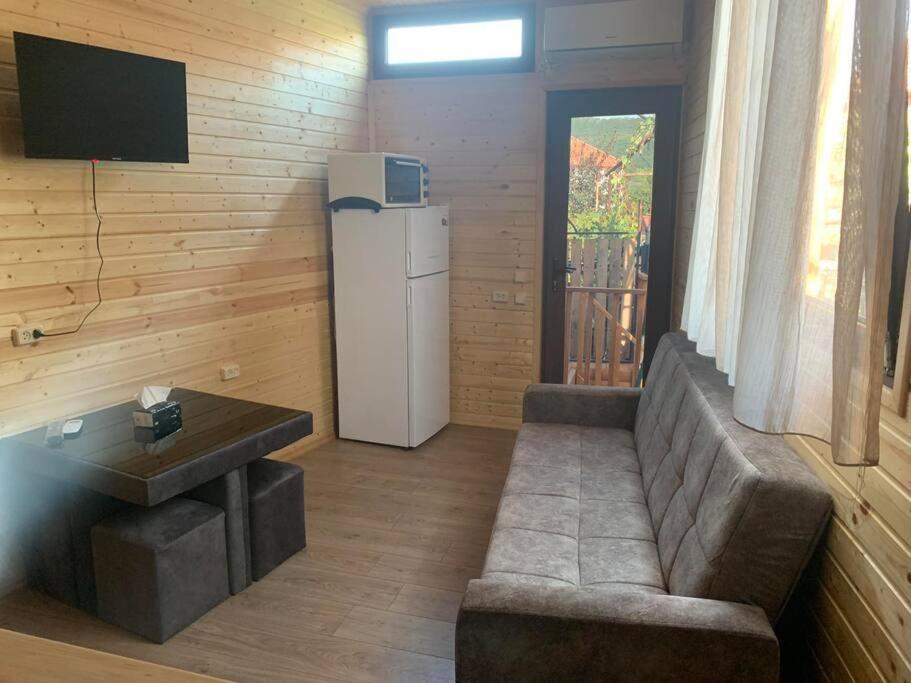 Apartamento C'Est La Vie Mtsʼkhetʼa Exterior foto